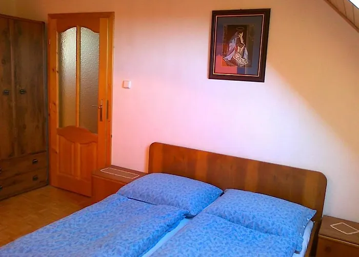 Monika Semesterbostad